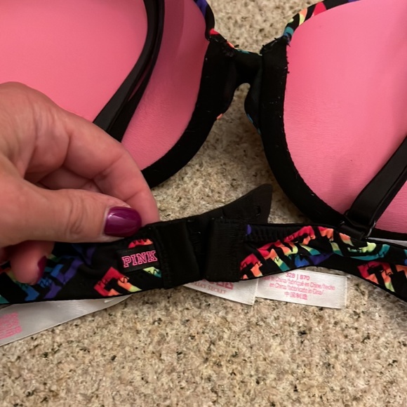 Pink Wear Everywhere Push Up Bra Size 32B GUC! 🌈 - Picture 3 of 6